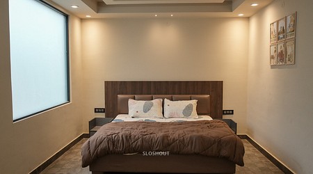 Interior Decor of Farmhouse 305