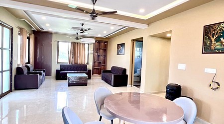 Interior Decor of Farmhouse 7845