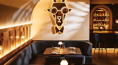 Interior Decor of Jamming Goat 3.0