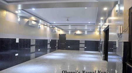 Interior Decor of Oberois Kamal Kunj