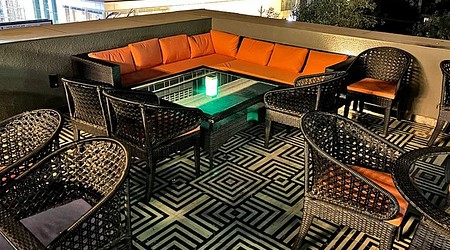 Interior Decor of Tunight