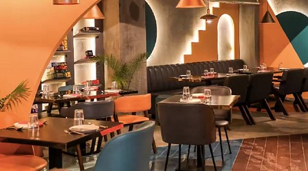Interior Decor of Unlocked  Bar Kitchen