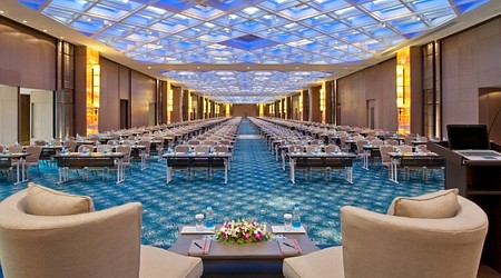 Amyra Resorts | Banquet Halls in Kaushambi, Ghaziabad