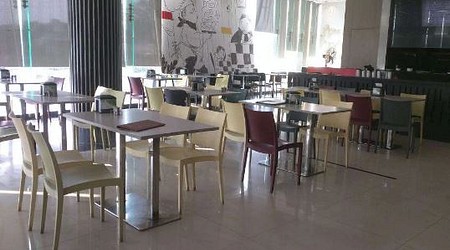 Express Food Plaza | Restaurant in Kona Exp Way, Kolkata
