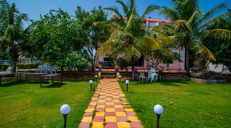 Interior of Farmhouse 4521 Moinabad