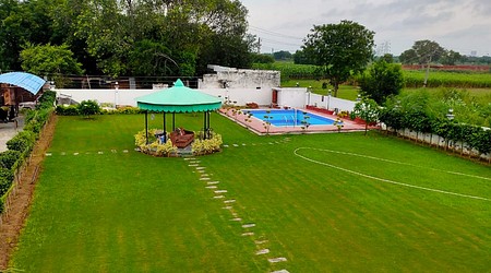 Interior of Farmhouse 666 Greater Faridabad