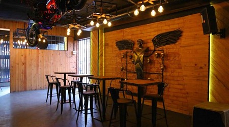 Headquarters | Restaurant in Somajiguda, Hyderabad
