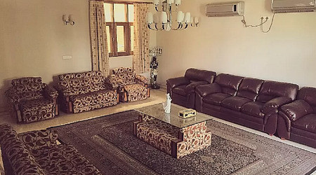 House 8462 MU | Villas in Andheri East, Mumbai