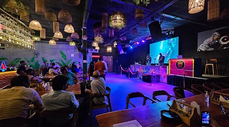 Interior of Roast N Toast Madinaguda