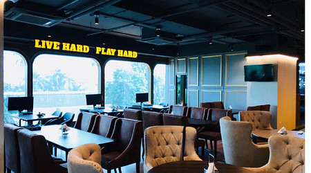 The Studs Sports Bar and Grill | Restaurant in Juhu, Mumbai