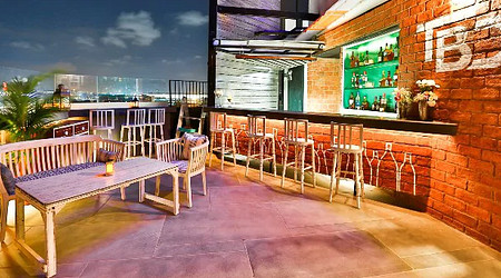 Toast - Bistro & Bar | Restaurant in Marol, Mumbai