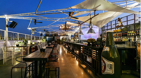 True Tramm Trunk Trerace | Restaurant in Juhu, Mumbai