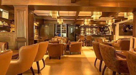 Interior of Uber Lounge Greater Kailash 2