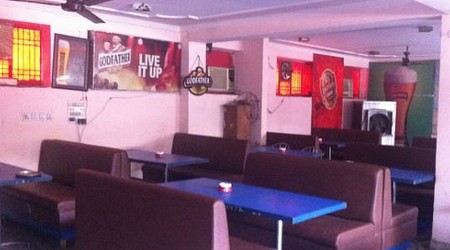 Waves Restro Bar | Restaurant in Mansarovar, Jaipur