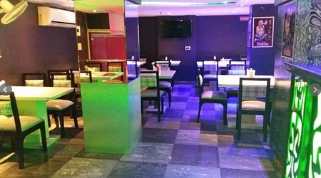 king bar and restaurant a perfect corporate party place