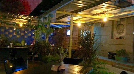 mockaholic restro beer cafe a perfect corporate party place