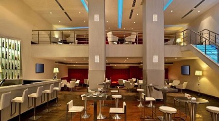 neptune bar   lounge a perfect corporate party place