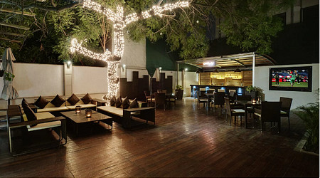 outback bar and grill - leisure inn a perfect corporate party place
