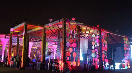Outdoor Sitting Arrangement at 24 Carat