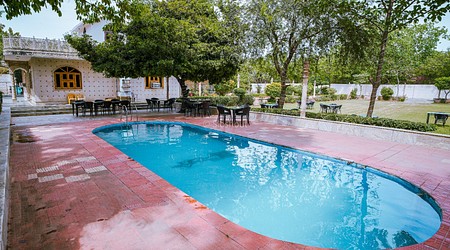 Outdoor Sitting Arrangement at Alankar Retreat