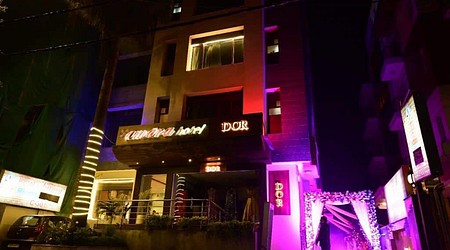Outdoor Sitting Arrangement at Amara Hotel