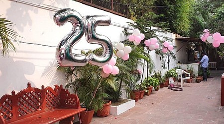 Outdoor Sitting Arrangement at Civil Lines House 1010