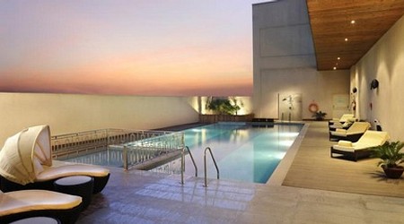 Outdoor Sitting Arrangement at Double Tree by Hilton