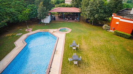Outdoor Sitting Arrangement at Farmhouse 678