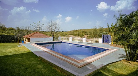 Outdoor Sitting Arrangement at Farmhouse 787