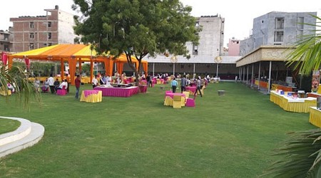 Outdoor Sitting Arrangement at Rambagh Farm