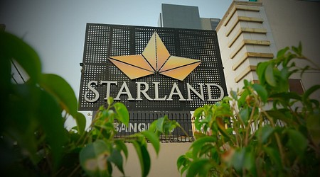 Outdoor Sitting Arrangement at Starland Banquets