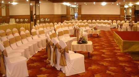 Outdoor Sitting Arrangement at Sunville Banquets