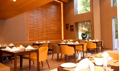 Parties Pictures of Circle restaurant