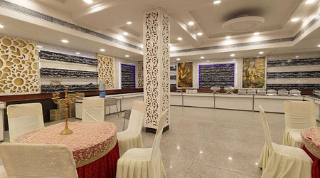 Parties Pictures of Grand Utsav
