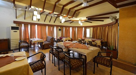 Parties Pictures of Magpie Tourist Resort