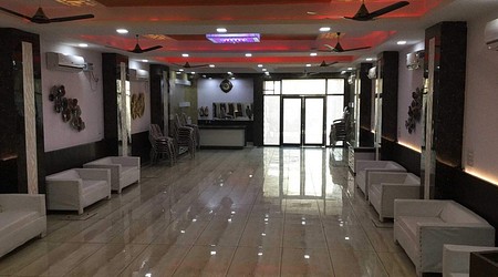 Parties Pictures of Majestic Hotel