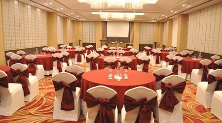 Parties Pictures of Sarovar Partico