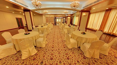 Parties Pictures of Star Banquets