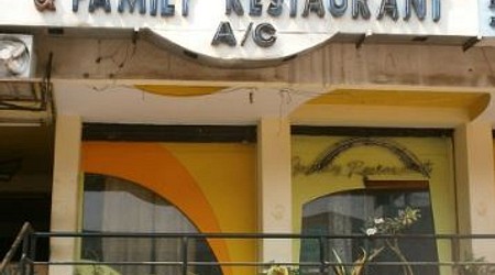 reliance bar and restaurant a perfect corporate party place