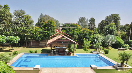 Rooftop Ambience Farmhouse 1101 Manesar