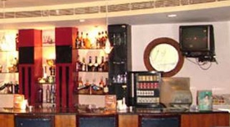 scarlet bar a perfect corporate party place