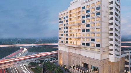 Seating Area of Crowne Plaza Mayur Vihar