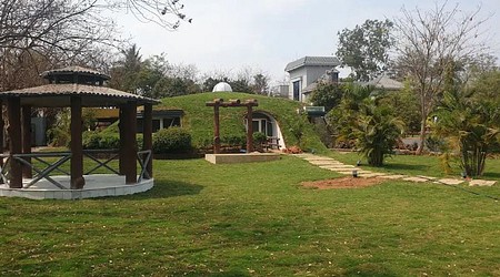 Farmhouse 5185 JP | Farmhouse in Bani Park, Jaipur