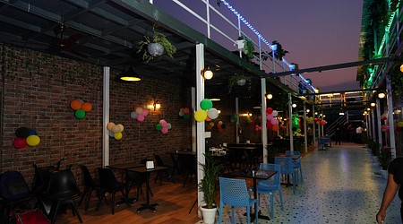 Seating Area of Fukrey BYOB