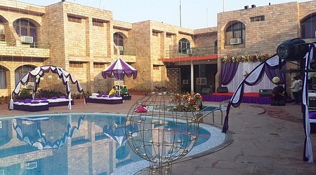Golden Huts | Banquet Halls in NH 8, Gurgaon