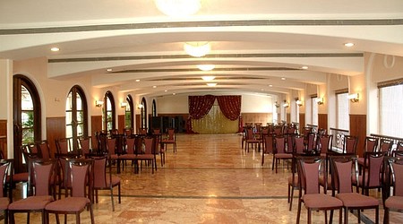 Seating Area of Juhu Club Millennium
