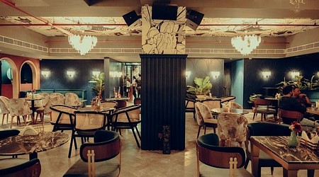 Level 21 | Restaurants in Sector 4, Noida