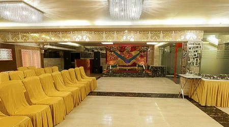 Seating Area of Mohan Leela Royal