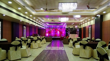 Seating Area of Swiss Hotel
