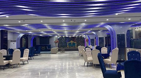 Seating Area of The Royalens